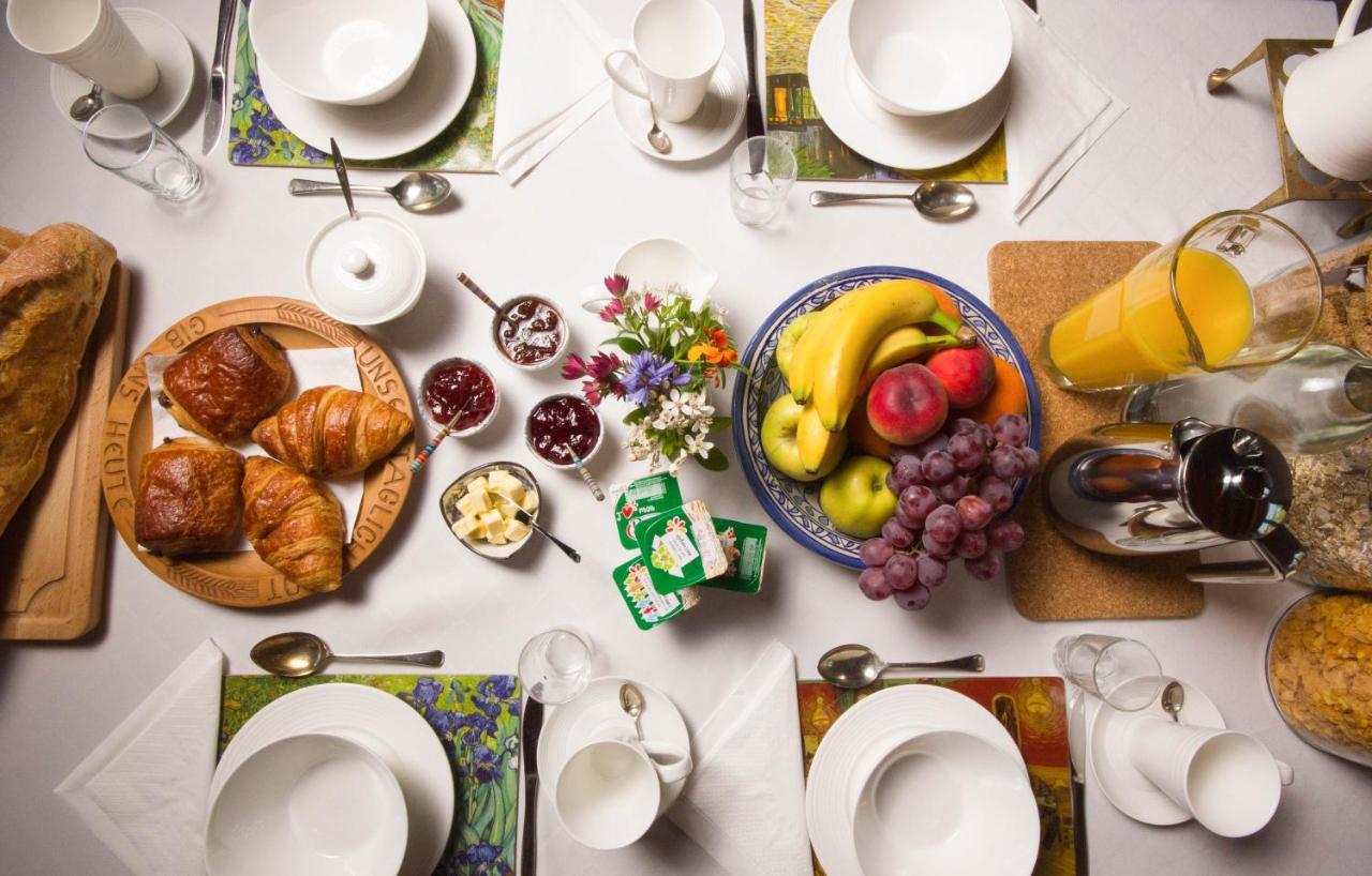 Les Quatre Siecles Bed and Breakfast Herce Buitenkant foto